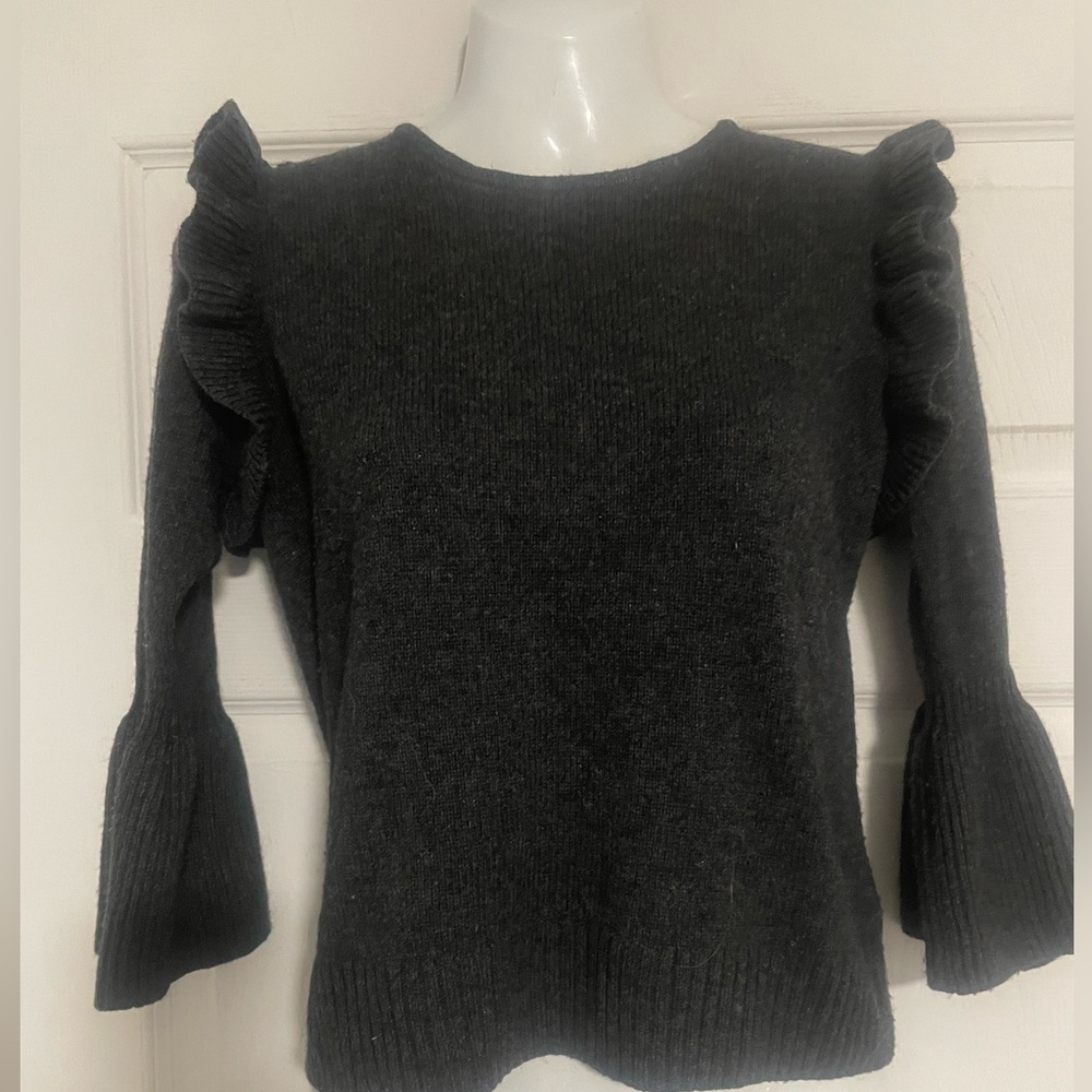 Women's Dark Grey Ruffle Shoulder Sweater by Cynthia Rowley Size S